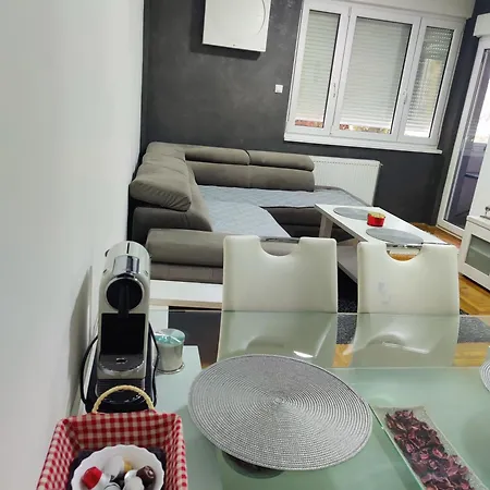 Lejla Appartement Novi Sad